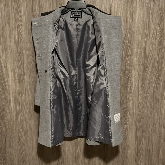 Rothschild Bandmaster Coat | 8 Girls - Picture 12 of 17